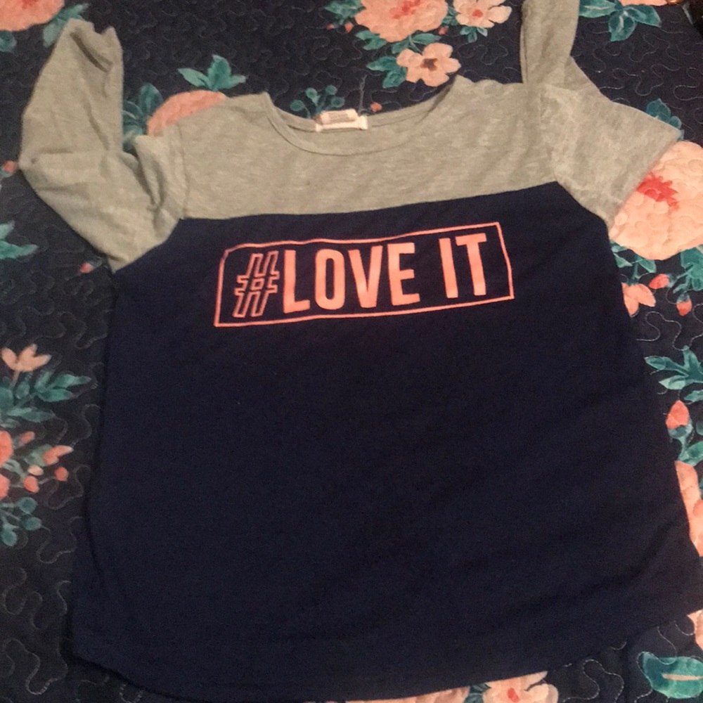 Love crew neck tee